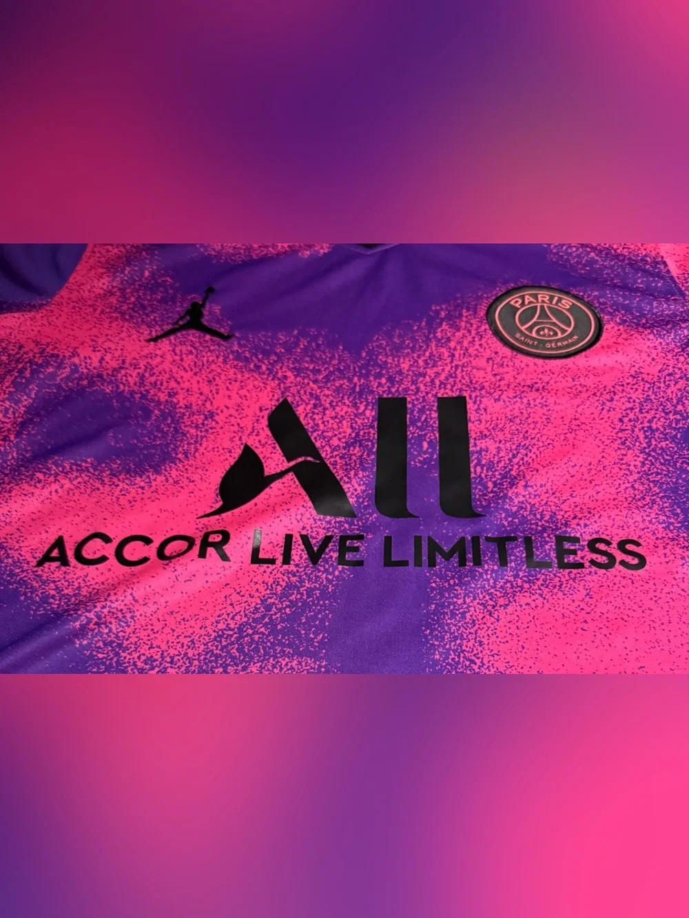 Authentic Jordan Paris Saint-Germain x Jordan Four Stadium Jersey hyper pink